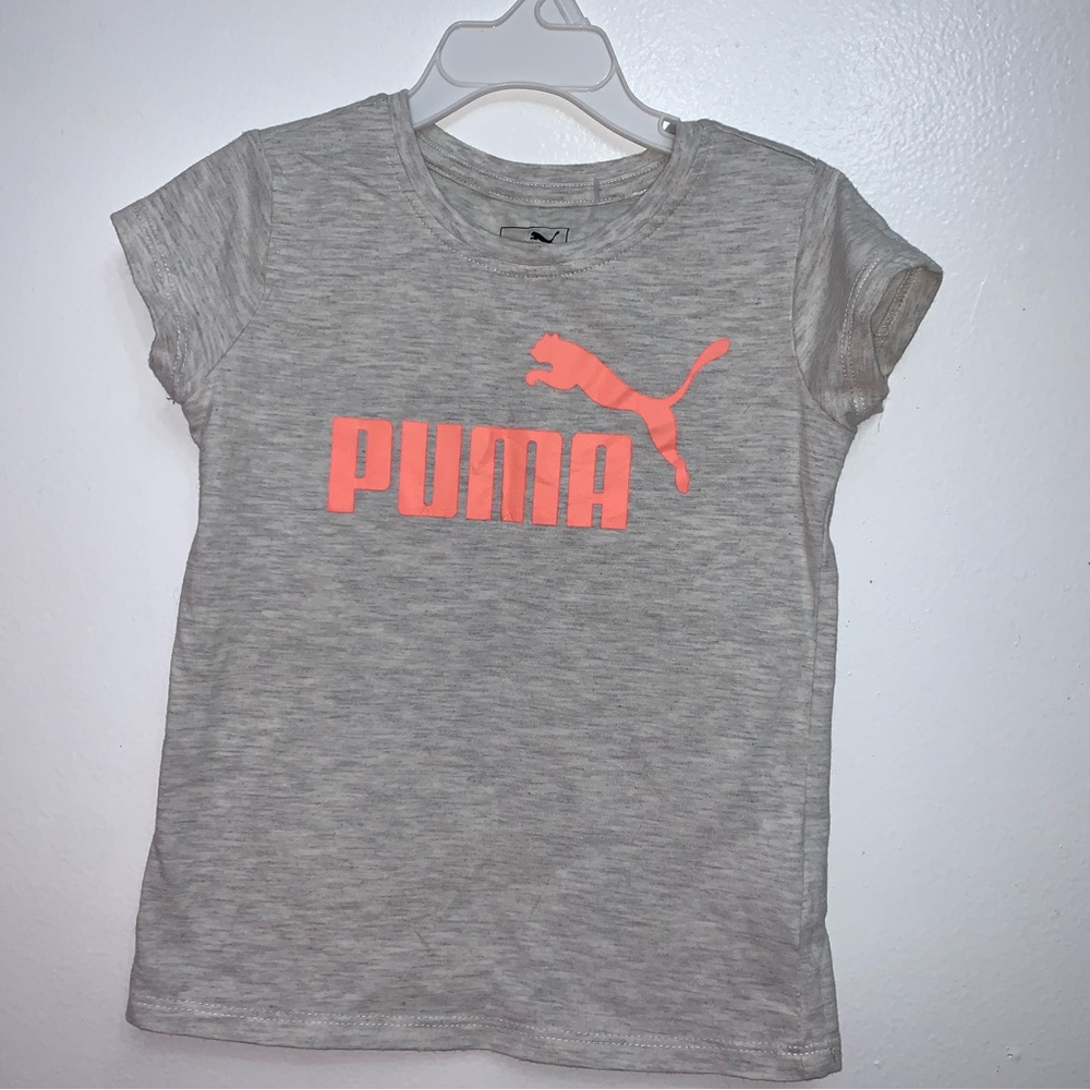 Puma top